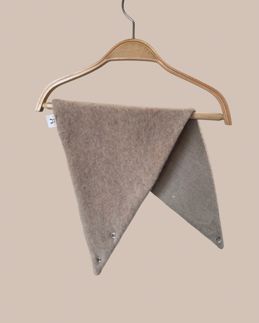 Merino vilnos kaklaskarė